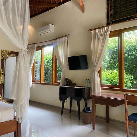 Graha Madesimon Hotel Ketewel ภายนอก รูปภาพ