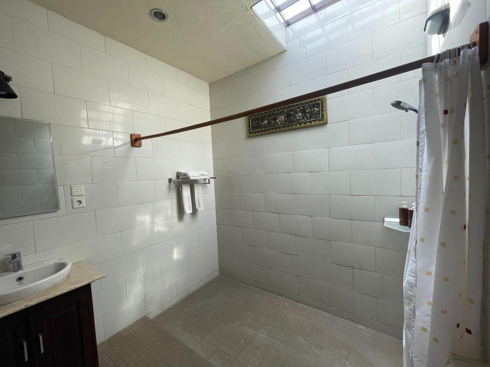 Graha Madesimon Hotel Ketewel ภายนอก รูปภาพ