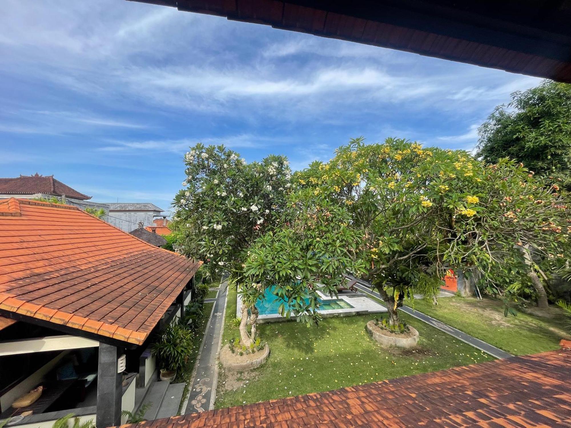 Graha Madesimon Hotel Ketewel ภายนอก รูปภาพ