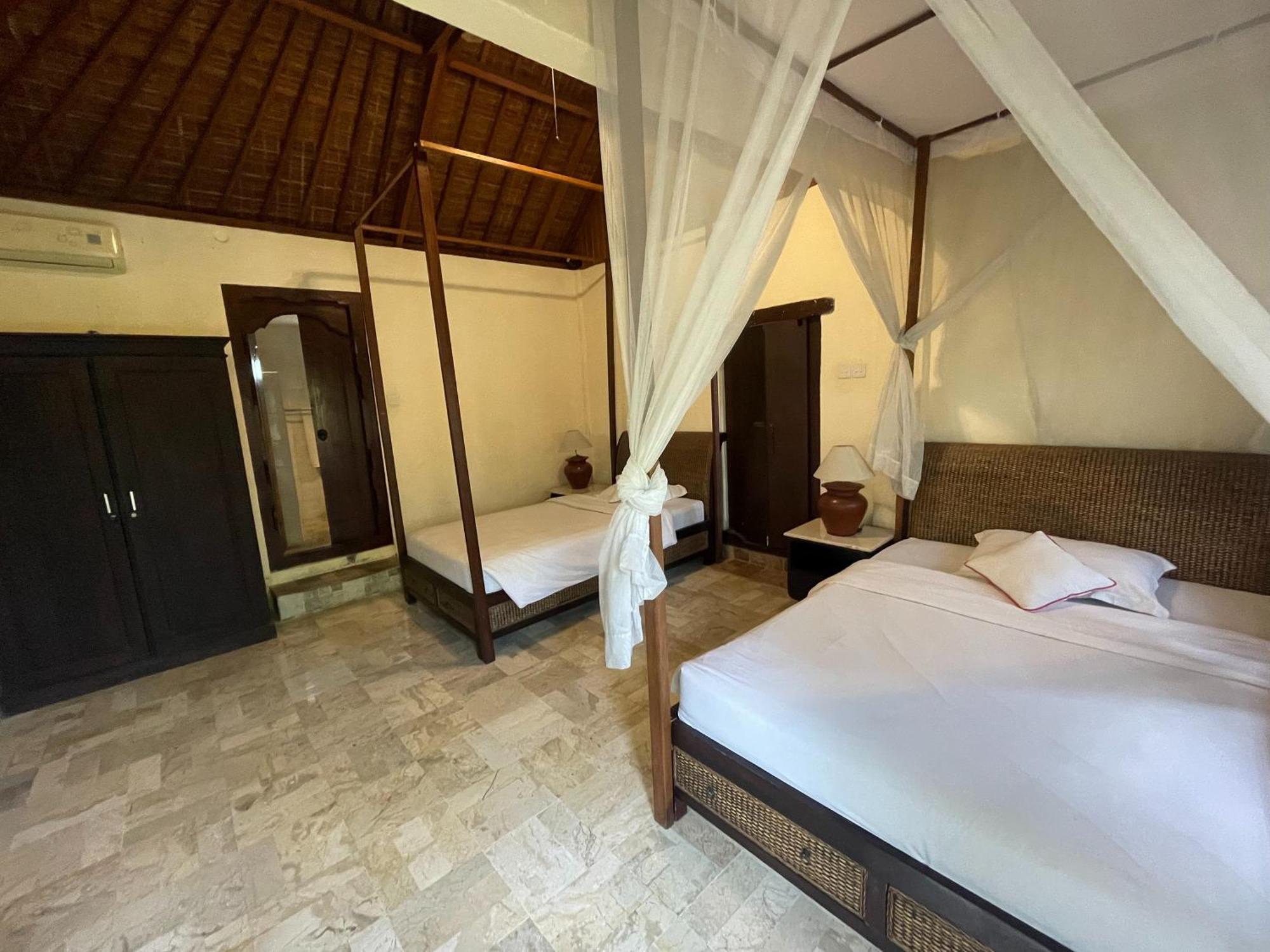 Graha Madesimon Hotel Ketewel ภายนอก รูปภาพ